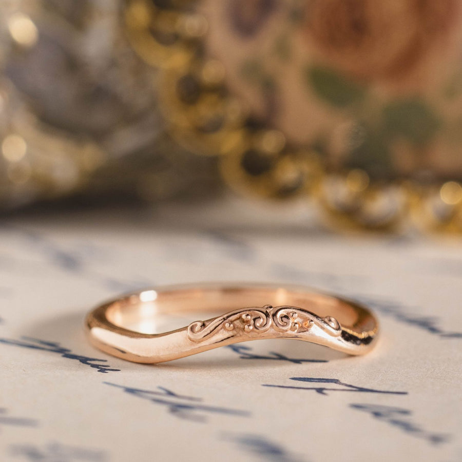 the-lynn-vintage-inspired-gold-contour-wedding-band-filigree-accents