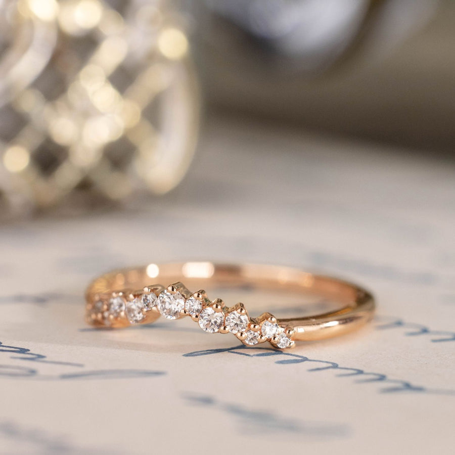 the-marian-delicate-curved-diamond-contour-band