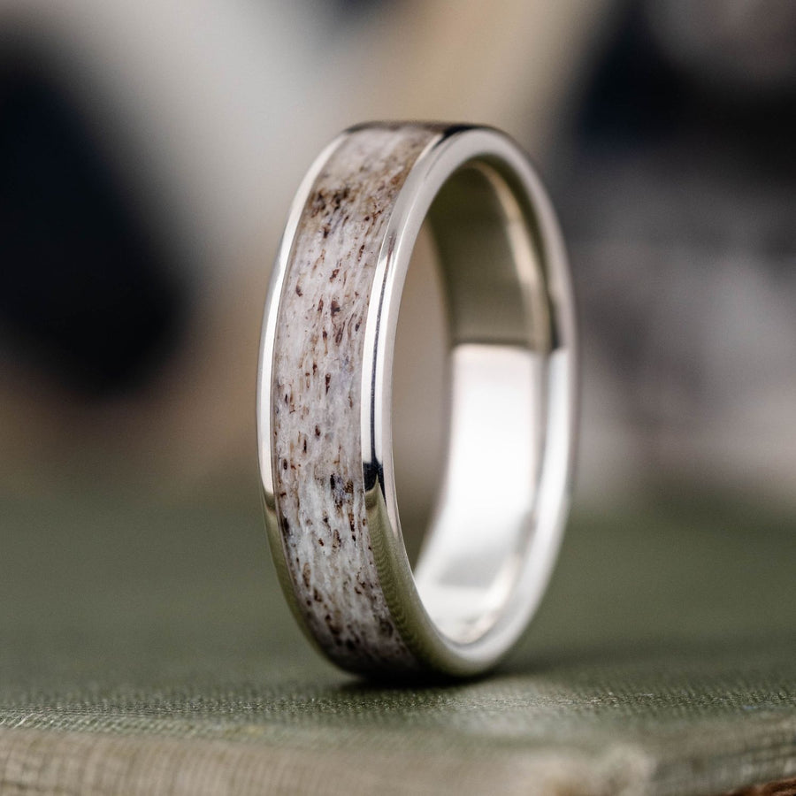 :: Shown in 6mm Wide | Medium Antler