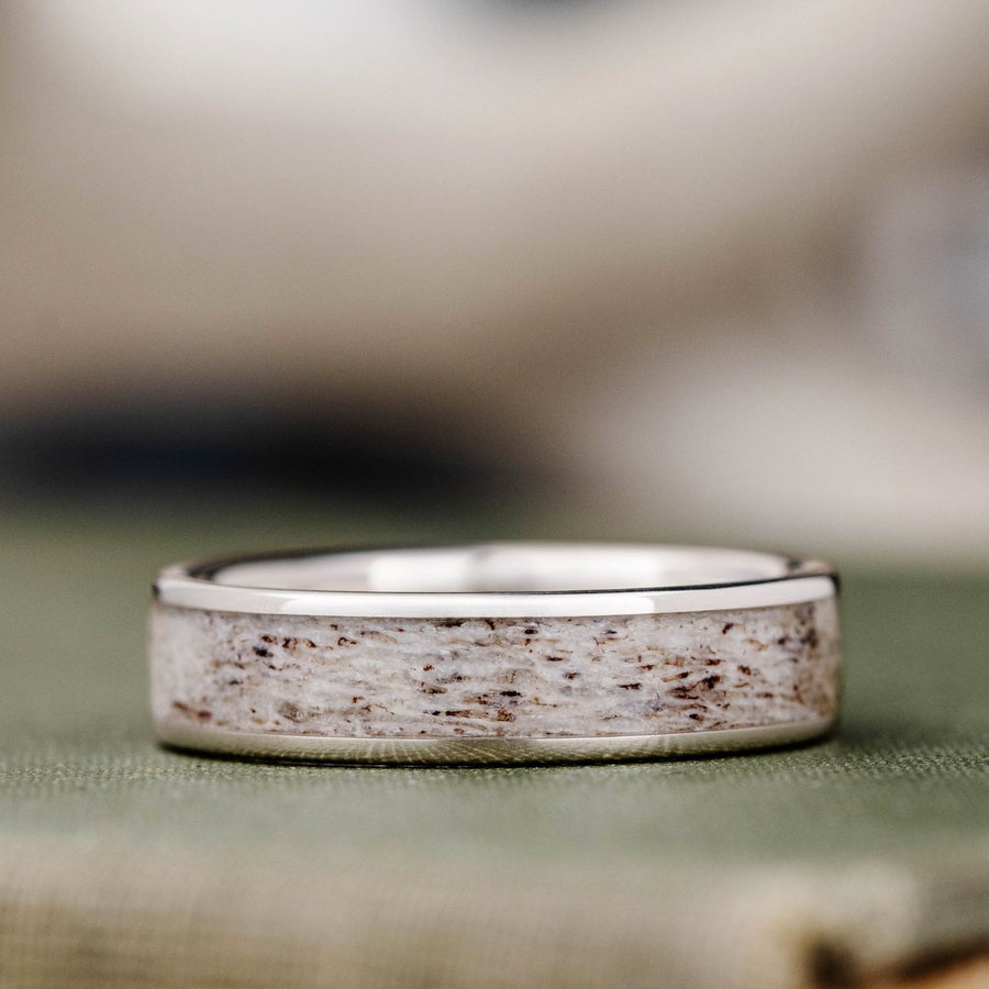 :: Shown in 6mm Wide | Medium Antler