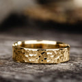 the-marsh-6mm-mens-hammered-yellow-gold-wedding-band