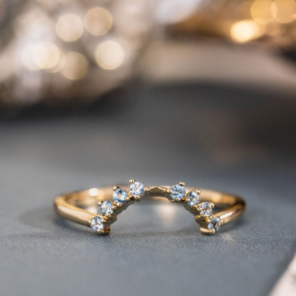 the-nora-natural-aquamarine-contour-band