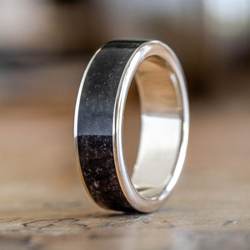 :: Shown in 7mm Wide | White Gold