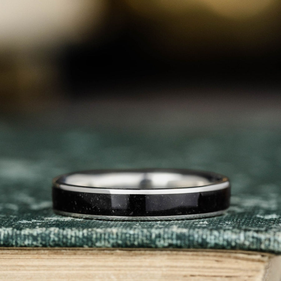 :: Shown in 4mm Wide | Silver