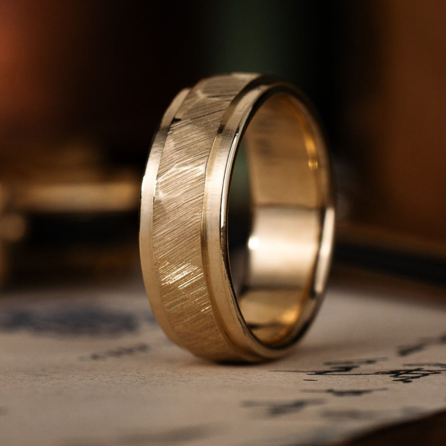 ::Shown in Yellow Gold | 8mm