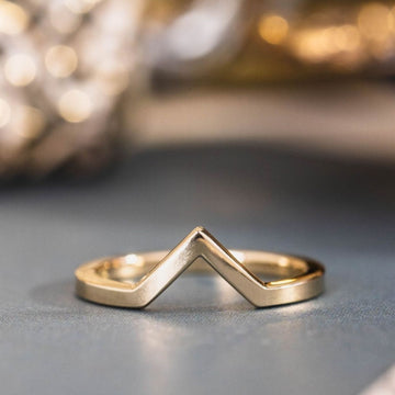 the-paige-solid-gold-v-shaped-contour-wedding-band