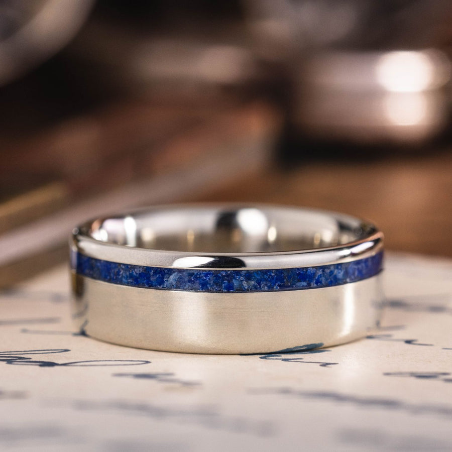 :: Shown in 8mm | White Gold