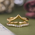 the-sabine-deep-v-shaped-diamond-pave-guard-band