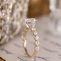 the-sidney-oval-diamond-engagement-ring-diamond-setting