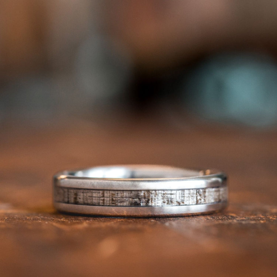 the-silver-maple-mens-titanium-wedding-band-weathered-maple-wood