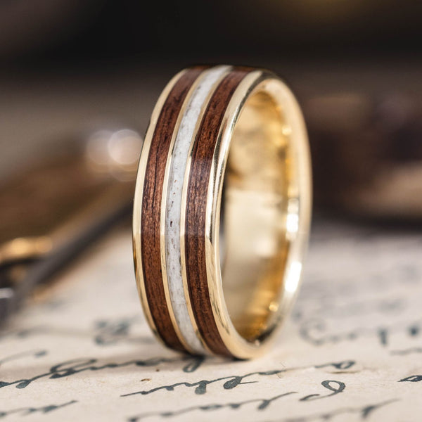 :: Shown in 8mm Wide Light Elk | Yellow Gold