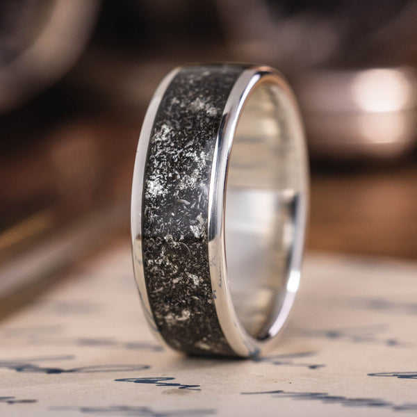 :: Shown in 8mm Wide | Silver 