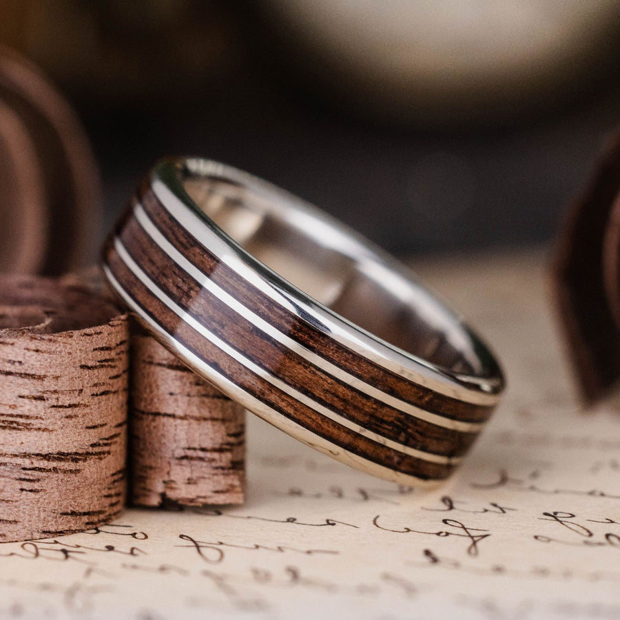 the-vanguard-mens-gold-wedding-band-rifle-stock-wood-inlays