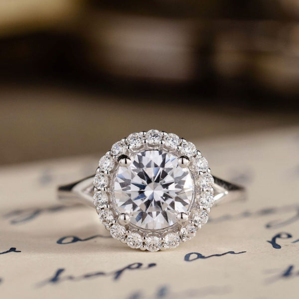 the-winifred-round-diamond-halo-engagement-ring