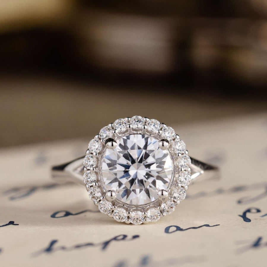 the-winifred-round-diamond-halo-engagement-ring