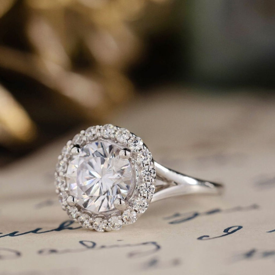the-winifred-round-diamond-halo-engagement-ring