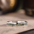 :: Shown in 4mm Grove | Silver
