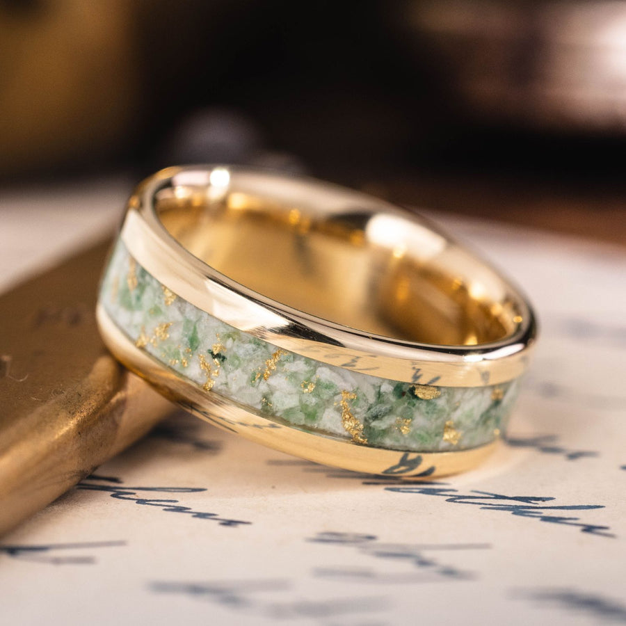 the-woodland-mens-gold-tree-agate-wedding-band-gold-flakes
