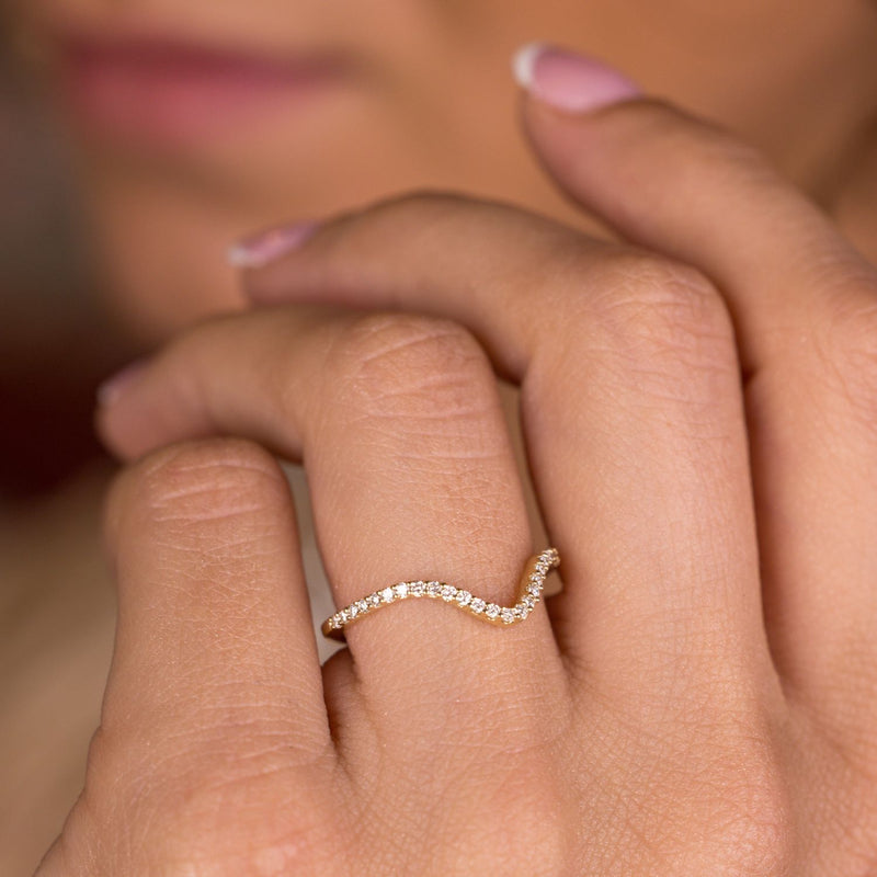 v-shaped-diamond-pave-contour-band-the-lillian-rustic-and-main
