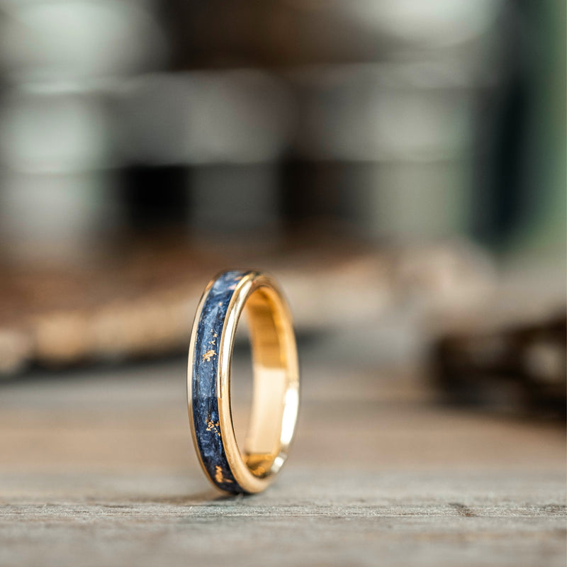 The Starry Night | Women's Gold Wedding Band with Flowers and Gold Flakes