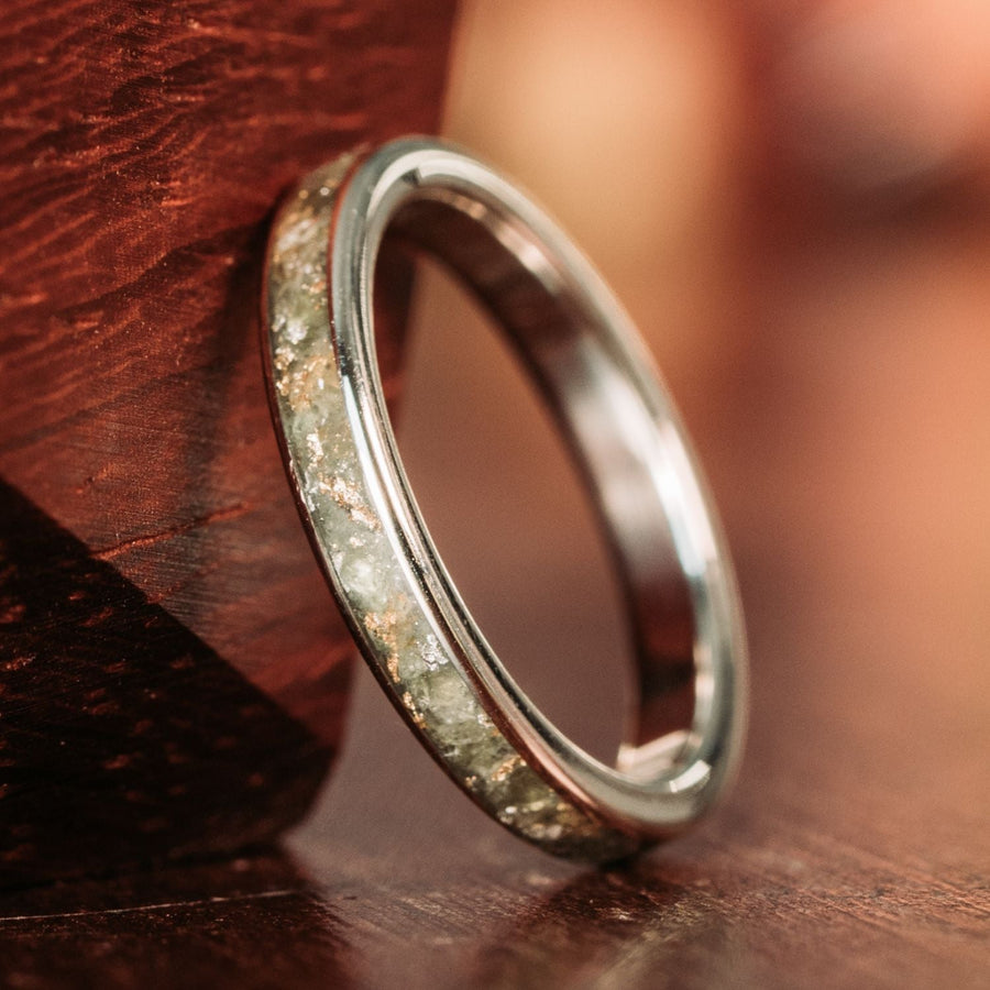 The Aurora | Women's Gold and Green Peridot Ring with Gold & Silver Flakes