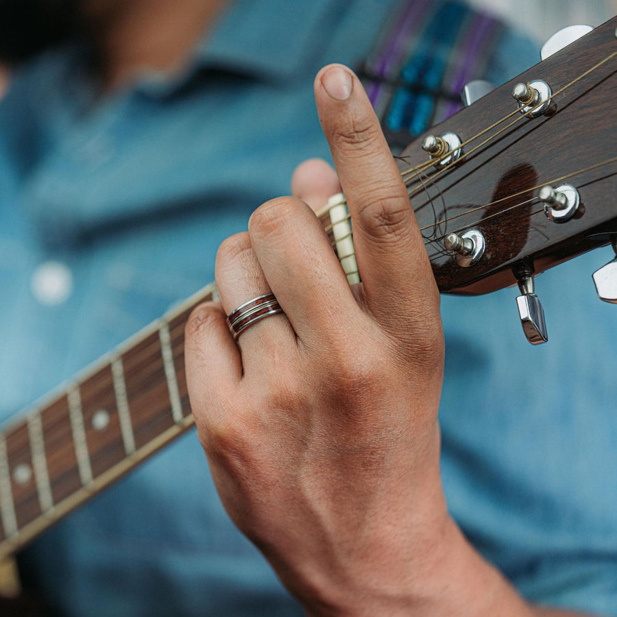     Lucy-mens-titanium-guitar-string-wedding-band-bloodwood