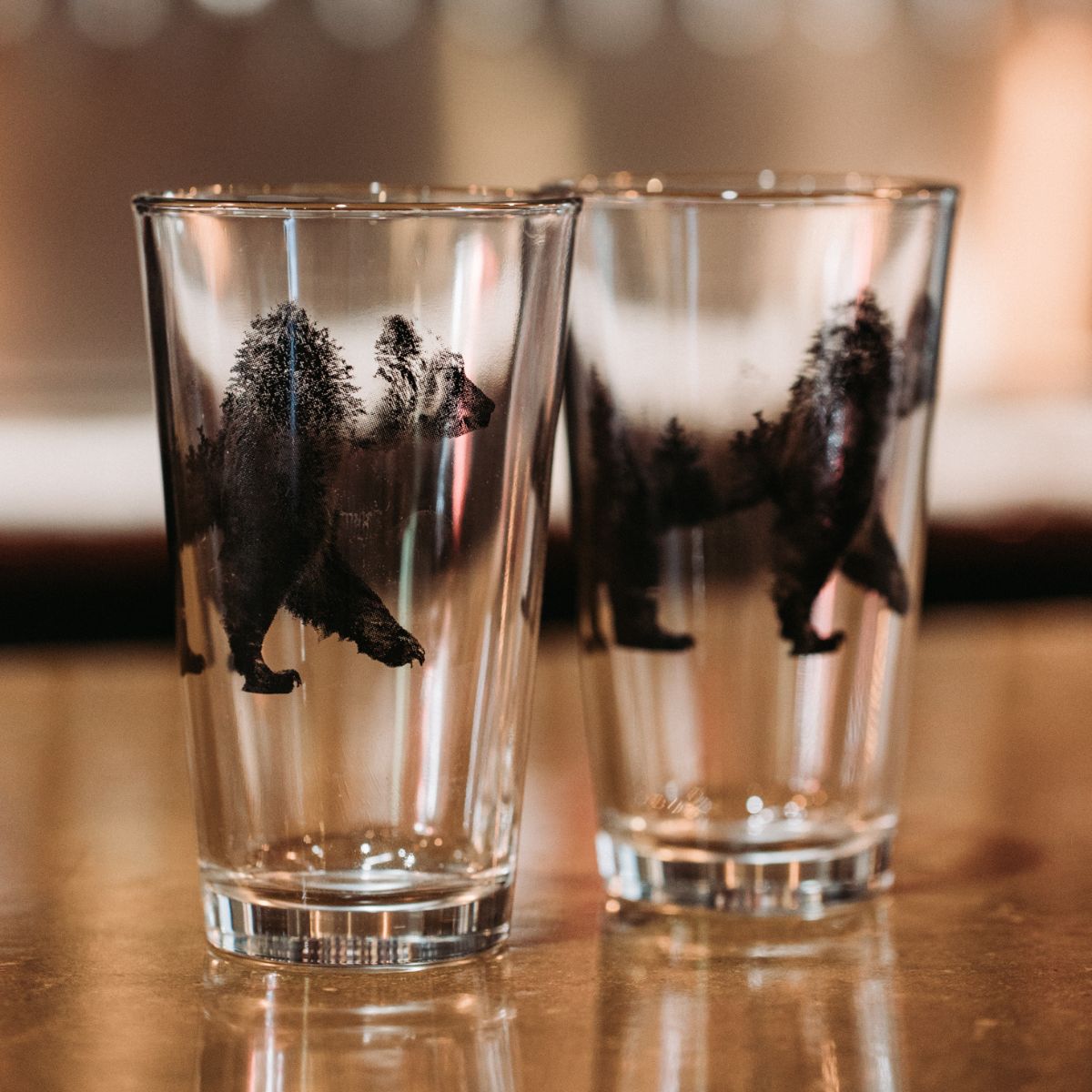 Black Lantern Pint Glasses – Beer Glasses with Ski Lift Design, Set of 2  Drinking Glasses, Everyday Drinking Glass for Kitchen Glass Sets
