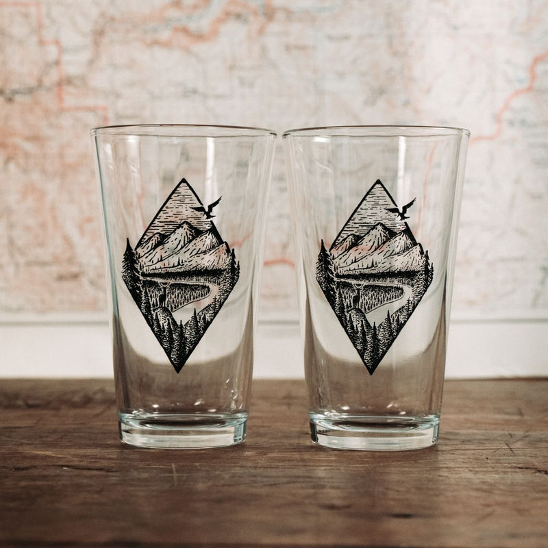 black-lantern-beer-pint-glass-set-river-mountain-forest-1200x1200