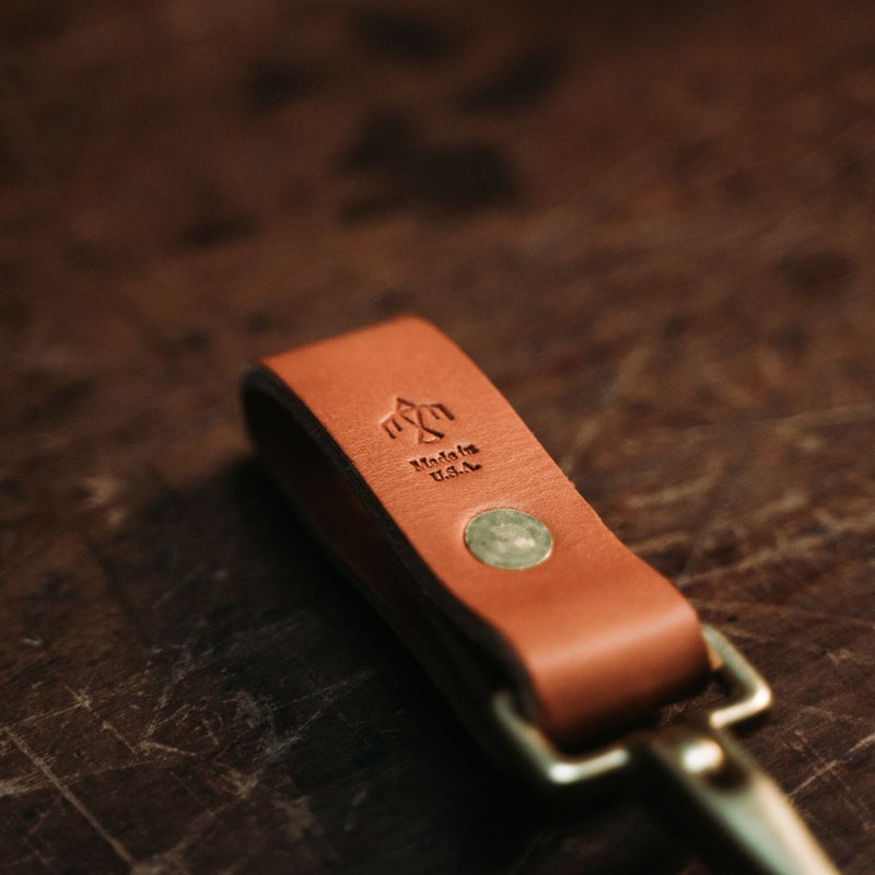 golden-age-supply-genuine-leather-brass-key-clip-1200x1200